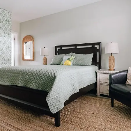 Studio In Pompano Beach Two Blocks From The Ocean